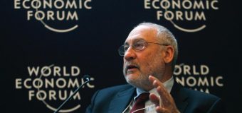 Σχολιασμός συνέντευξης: Joseph Stiglitz discusses ‘value crisis’ at Davos, Greek crisis
